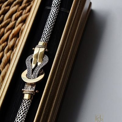 دستبند اومگا